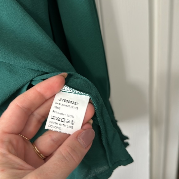 Beautiful blouse - Picture 5 of 5